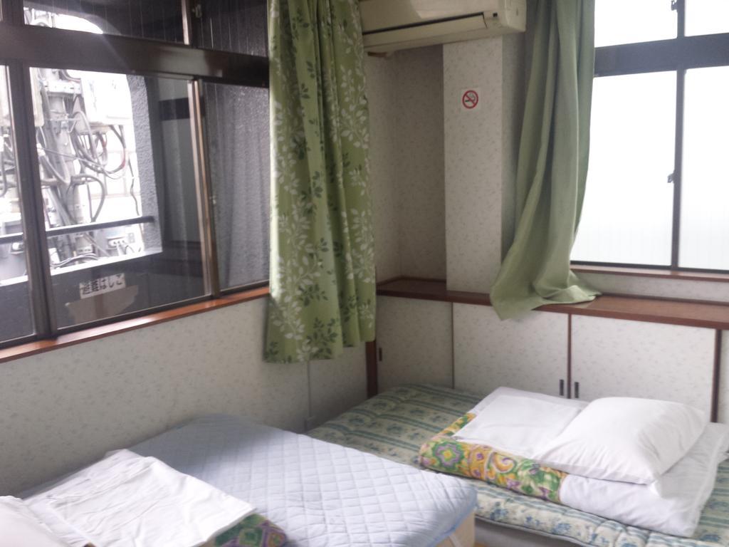 Aizuya Inn Tokio Buitenkant foto